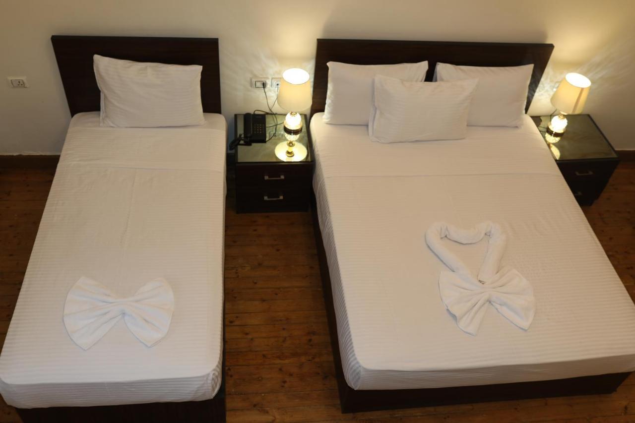 New Midtown Hostel ไคโร ภายนอก รูปภาพ