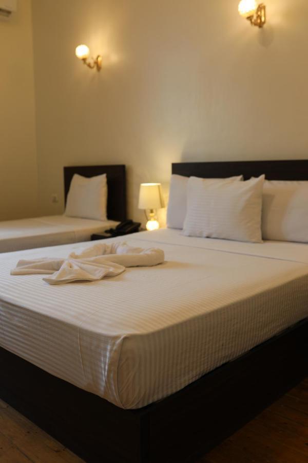 New Midtown Hostel ไคโร ภายนอก รูปภาพ