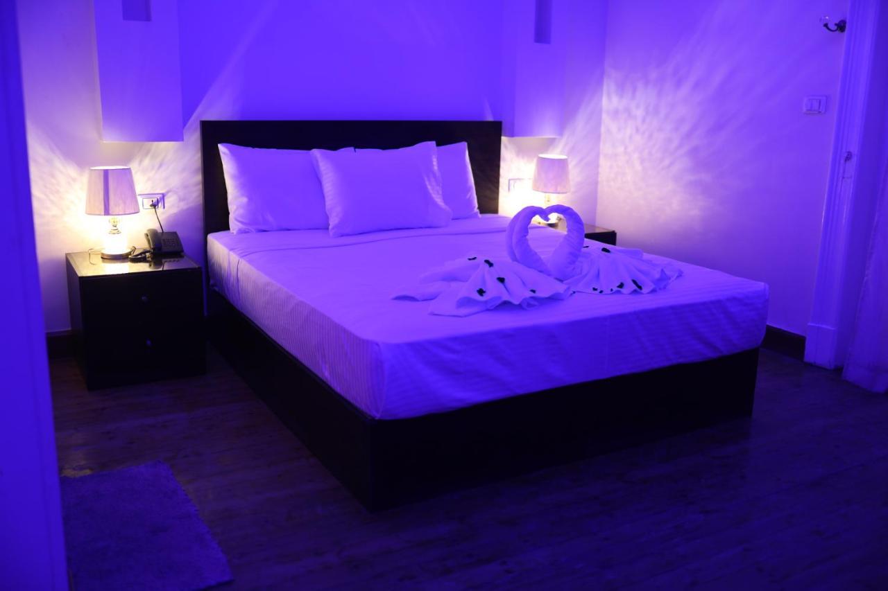 New Midtown Hostel ไคโร ภายนอก รูปภาพ